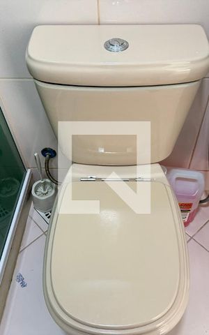 Casa de condomínio à venda com 296m², 4 quartos e 3 vagas Casa de condomínio à venda com 296m², 4 quartos e 3 vagasSuíte 3 - Banheiro
