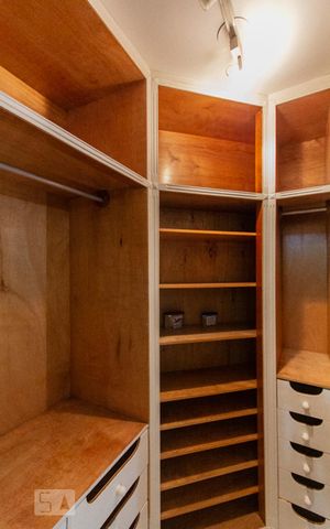 Apartamento à venda com 147m², 2 quartos e 2 vagas Apartamento à venda com 147m², 2 quartos e 2 vagasSuíte 2