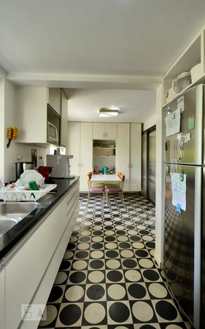 Casa à venda com 250m², 3 quartos e 2 vagasCozinha