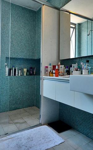 Casa à venda com 250m², 3 quartos e 2 vagasBanheiro da Suíte
