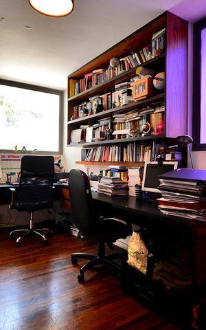 Casa à venda com 250m², 3 quartos e 2 vagasEscritório