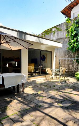 Casa à venda com 250m², 3 quartos e 2 vagasÁrea comum