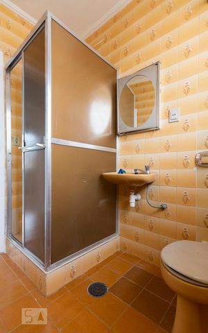 Casa à venda com 100m², 4 quartos e 2 vagasBanheiro Social