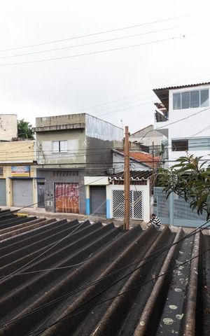 Casa à venda com 100m², 4 quartos e 2 vagasVista