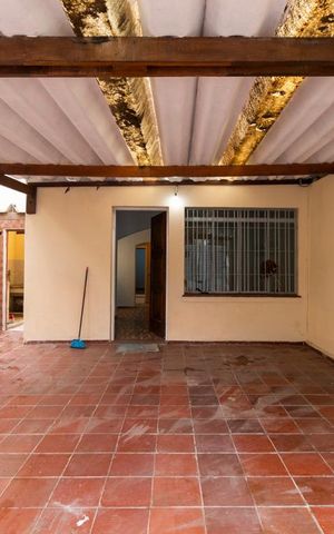 Casa à venda com 100m², 4 quartos e 2 vagasGaragem