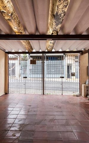 Casa à venda com 100m², 4 quartos e 2 vagasGaragem
