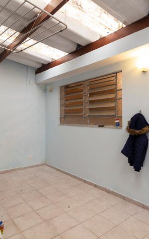 Casa à venda com 100m², 4 quartos e 2 vagasÁrea Externa - Edícula
