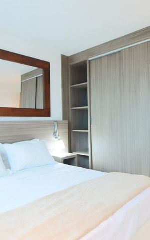 Apartamento para alugar com 35m², 1 quarto e 2 vagasQuarto 1 - Armários