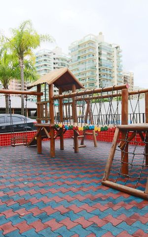 Apartamento à venda com 120m², 3 quartos e 2 vagasÁrea Comum - Playground de madeira 