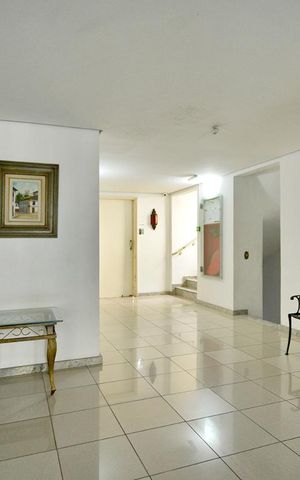 Apartamento para alugar com 82m², 2 quartos e 1 vagaHall social