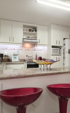 Casa à venda com 160m², 3 quartos e 2 vagasCozinha