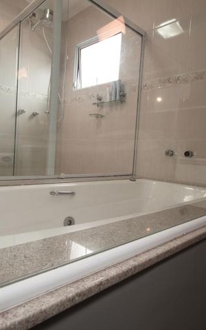 Casa à venda com 160m², 3 quartos e 2 vagasSuíte 1
