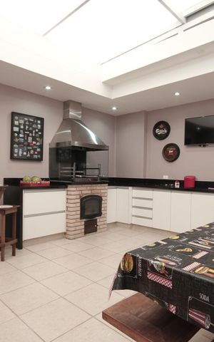Casa à venda com 160m², 3 quartos e 2 vagasChurrasqueira