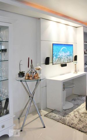 Apartamento à venda com 98m², 2 quartos e 2 vagasSala