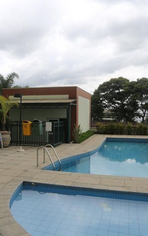 Apartamento para alugar com 74m², 3 quartos e 1 vagaÁrea comum - Piscina