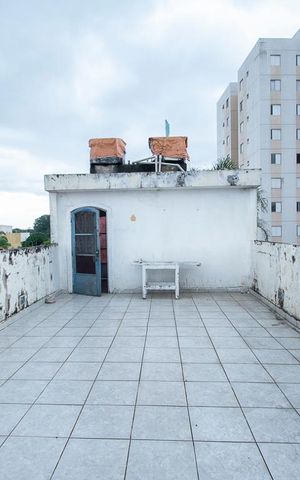 Casa à venda com 830m², 2 quartos e 2 vagas