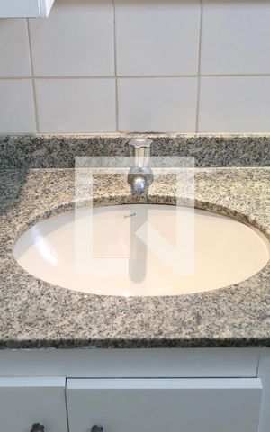 Apartamento à venda com 56m², 2 quartos e 1 vagaBanheiro 