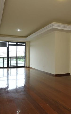 Apartamento para alugar com 194m², 4 quartos e 4 vagasSala