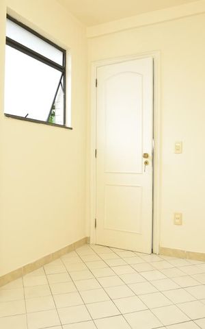 Apartamento para alugar com 194m², 4 quartos e 4 vagasQuarto de Empregados