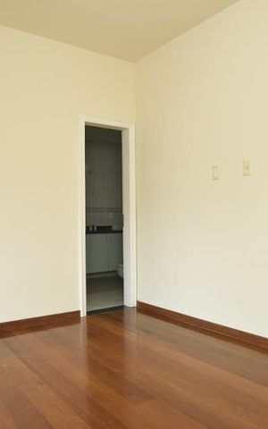 Apartamento para alugar com 194m², 4 quartos e 4 vagasQuarto 1 Suite