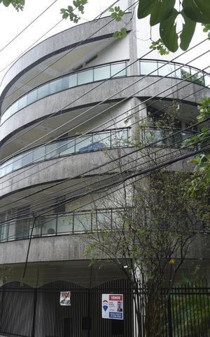 Apartamento para alugar com 194m², 4 quartos e 4 vagasFachada