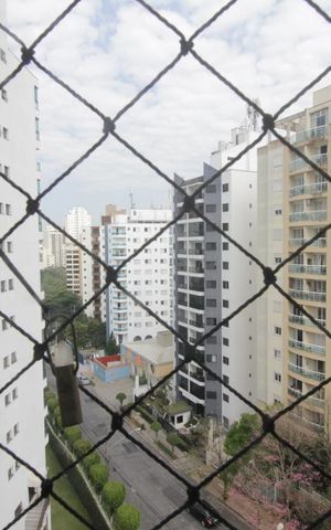 Apartamento para alugar com 161m², 4 quartos e 3 vagasVista da suíte 2