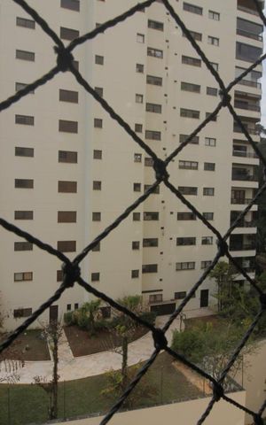 Apartamento para alugar com 161m², 4 quartos e 3 vagasVista da suíte 3
