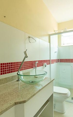 Apartamento à venda com 67m², 2 quartos e 1 vaga Apartamento à venda com 67m², 2 quartos e 1 vagaBanheiro Social