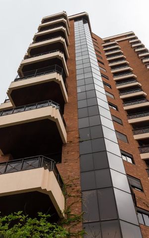 Apartamento à venda com 278m², 3 quartos e 4 vagas Apartamento à venda com 278m², 3 quartos e 4 vagasFachada