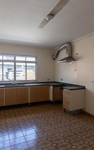 Casa à venda com 120m², 3 quartos e 2 vagas Casa à venda com 120m², 3 quartos e 2 vagasCozinha
