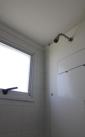 Apartamento à venda com 120m², 3 quartos e 2 vagasChuveiro