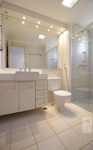 Apartamento à venda com 120m², 3 quartos e 2 vagasBanheiro da suíte 2