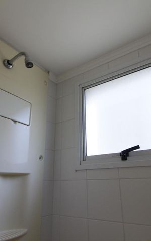 Apartamento à venda com 120m², 3 quartos e 2 vagasChuveiro