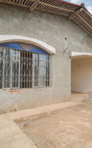 Casa para alugar com 212m², 4 quartos e 2 vagasQuintal