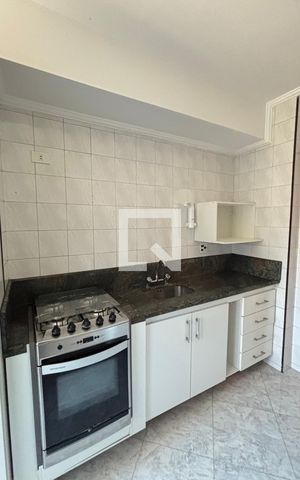 Apartamento para alugar com 75m², 3 quartos e 2 vagas Apartamento para alugar com 75m², 3 quartos e 2 vagasCozinha