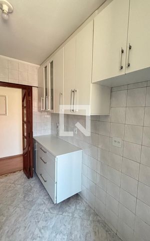 Apartamento para alugar com 75m², 3 quartos e 2 vagas Apartamento para alugar com 75m², 3 quartos e 2 vagasCozinha