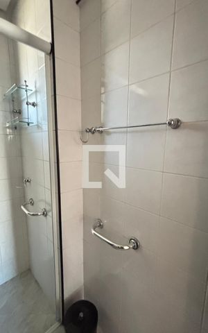Apartamento para alugar com 75m², 3 quartos e 2 vagas Apartamento para alugar com 75m², 3 quartos e 2 vagasBanheiro