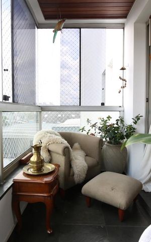 Apartamento à venda com 157m², 4 quartos e 3 vagasvaranda