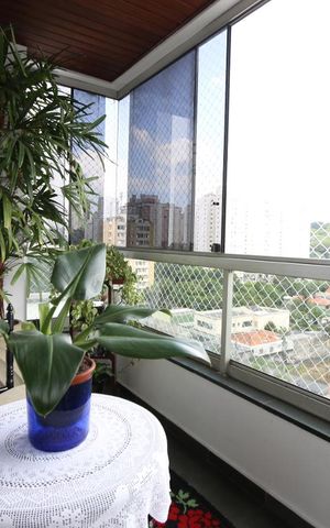Apartamento à venda com 157m², 4 quartos e 3 vagasvaranda