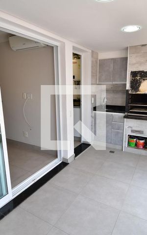 Apartamento para alugar com 67m², 1 quarto e 1 vagaSacada
