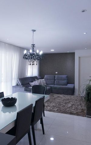 Apartamento à venda com 112m², 3 quartos e 2 vagas Apartamento à venda com 112m², 3 quartos e 2 vagasSala