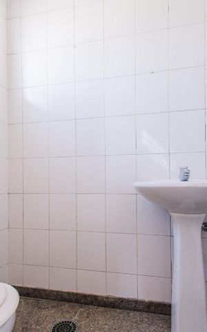 Apartamento à venda com 320m², 3 quartos e 3 vagasBanheiro 5