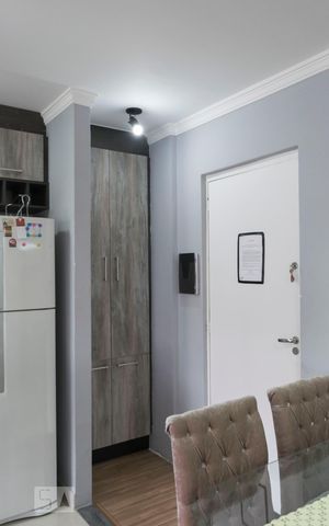 Apartamento para alugar com 33m², 1 quarto e sem vagaSala (Armários)
