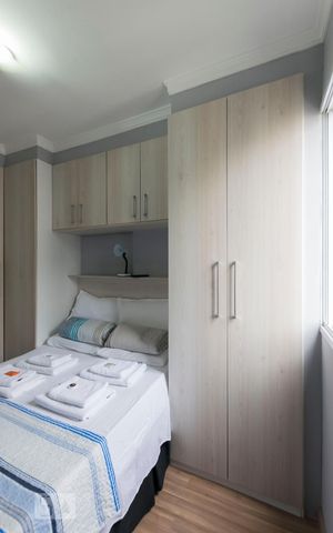 Apartamento para alugar com 33m², 1 quarto e sem vagaQuarto (Armários)