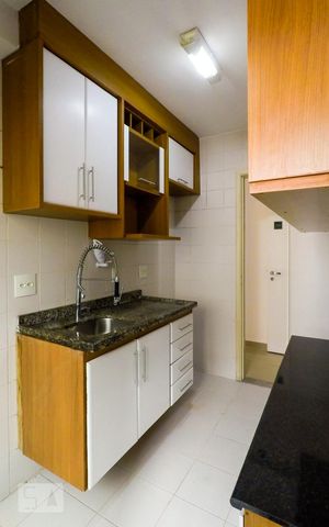 Apartamento para alugar com 64m², 3 quartos e 2 vagasCozinha