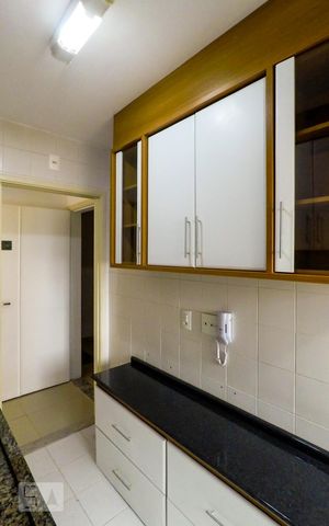 Apartamento para alugar com 64m², 3 quartos e 2 vagasCozinha