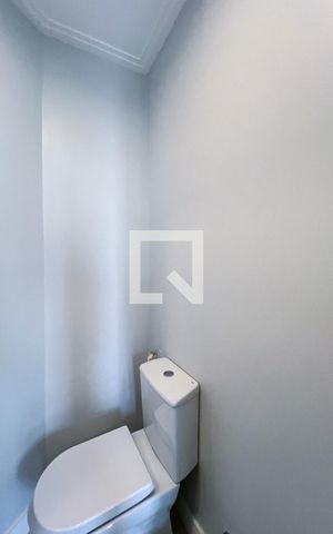 Apartamento para alugar com 250m², 3 quartos e 3 vagasBanheiro