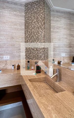 Apartamento para alugar com 250m², 3 quartos e 3 vagasBanheiro da Suíte 2
