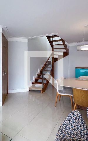Apartamento para alugar com 250m², 3 quartos e 3 vagasSala
