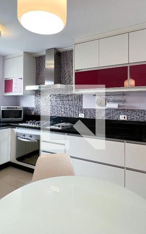 Apartamento para alugar com 250m², 3 quartos e 3 vagasCozinha